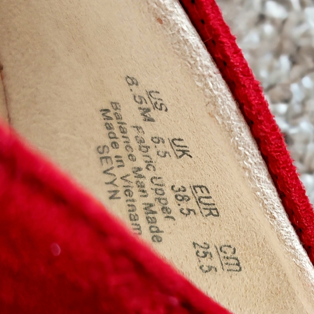 Life Stride "Soft Systems" Flex Sole SEVYN Red High Heels Women's Sz 8.5 - Picture 3 of 7